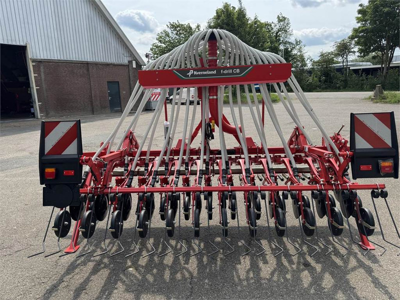 Kverneland CB 3000 - Oprema za setvu: slika 2 Kverneland CB 3000 - Oprema za setvu: slika 2