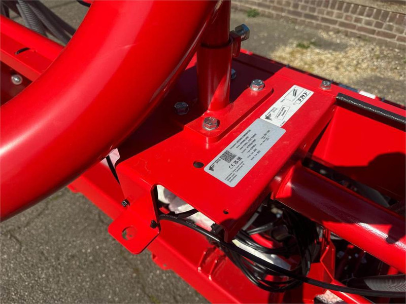 Kverneland CB 3500 Euro - Kombinovana mašina za setvu: slika 4 Kverneland CB 3500 Euro - Kombinovana mašina za setvu: slika 4