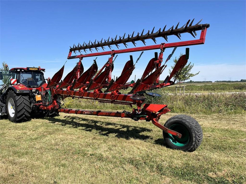 Plug Kverneland PB-100: slika 1