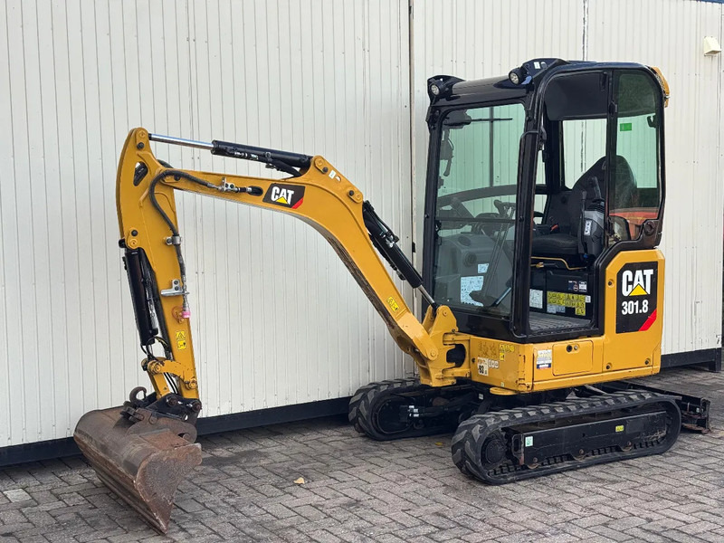 Caterpillar 301.8 NextGen - Mini bager: slika 1 Caterpillar 301.8 NextGen - Mini bager: slika 1
