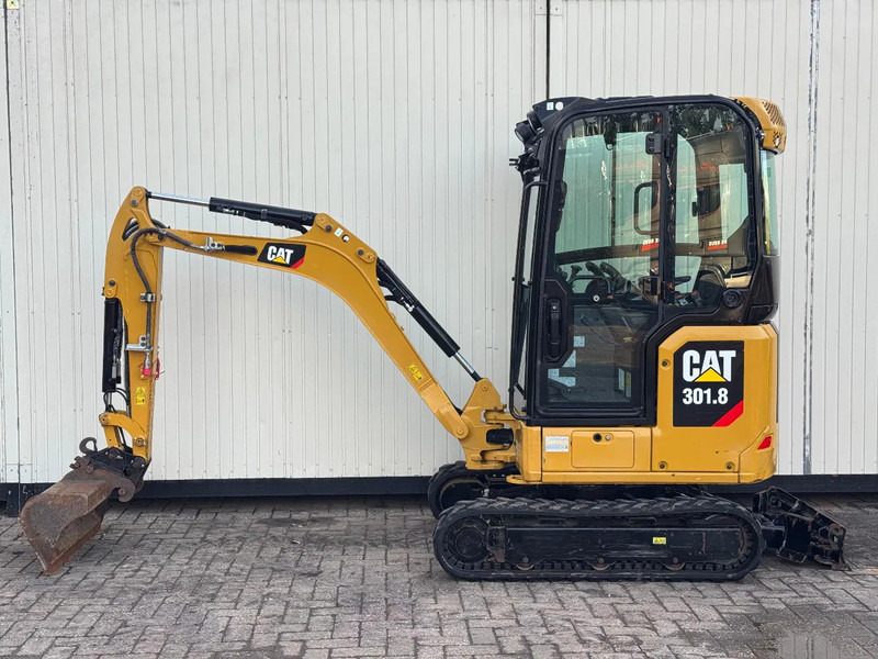 Caterpillar 301.8 NextGen - Mini bager: slika 2 Caterpillar 301.8 NextGen - Mini bager: slika 2
