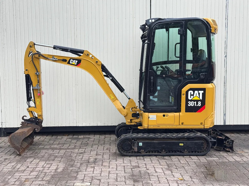 Caterpillar 301.8 NextGen - Mini bager: slika 2 Caterpillar 301.8 NextGen - Mini bager: slika 2