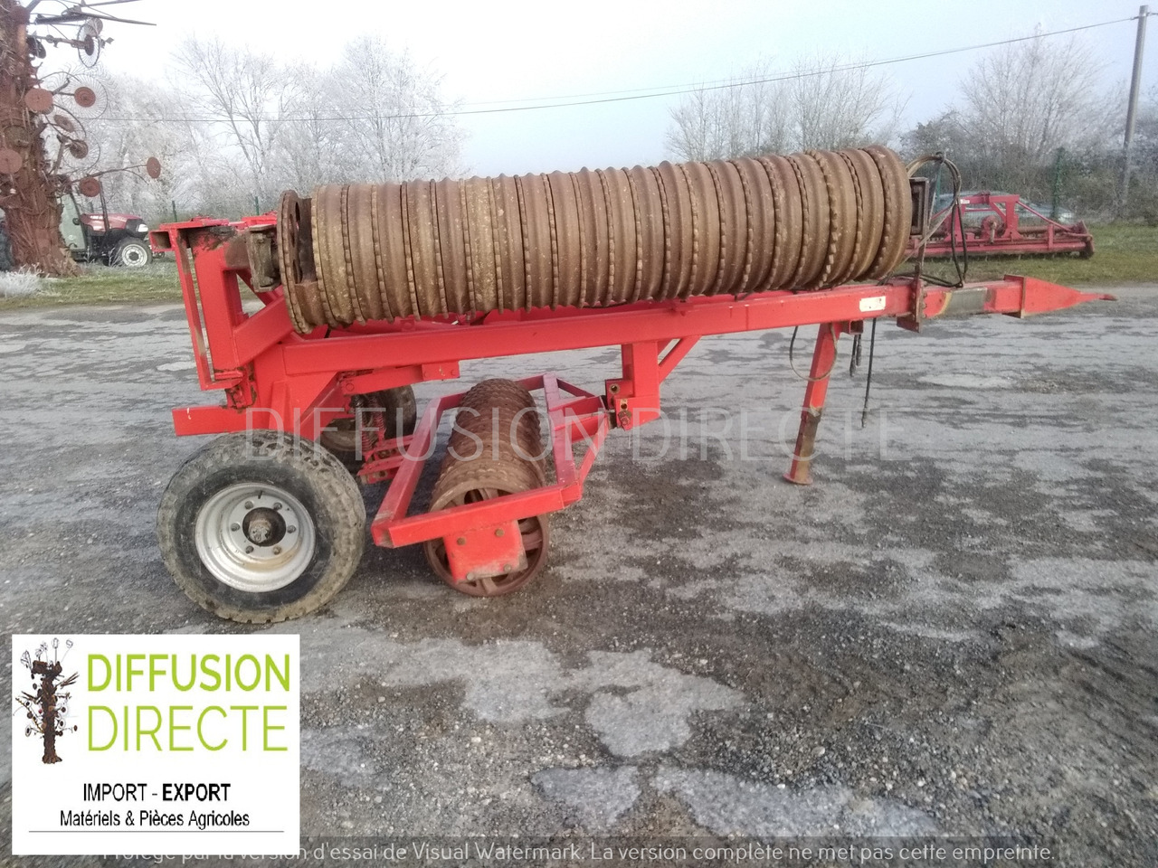 QUIVOGNE ROULEAU CAMBRIDGE R 630 - Valjak za poljoprivredu: slika 1 QUIVOGNE ROULEAU CAMBRIDGE R 630 - Valjak za poljoprivredu: slika 1