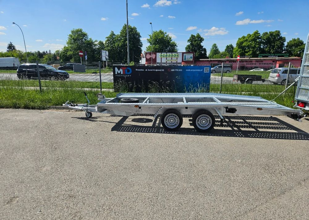 Niewiadów JUPITER 4,5x2,1m R13C STARY MODEL - Prikolica za automobil: slika 1 Niewiadów JUPITER 4,5x2,1m R13C STARY MODEL - Prikolica za automobil: slika 1