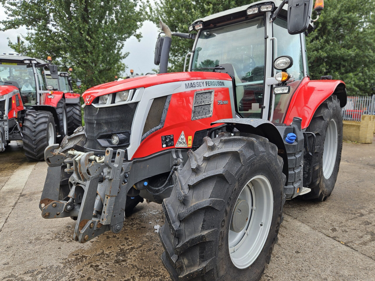 2022 MF 7S.180 Front PTO - Traktor: slika 2 2022 MF 7S.180 Front PTO - Traktor: slika 2