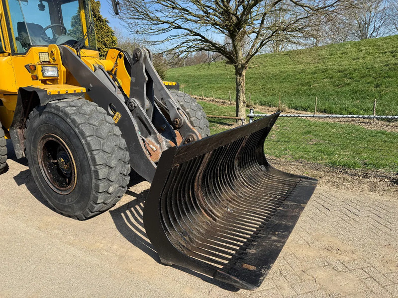 Utovarivač točkaš Volvo L70D: slika 9
