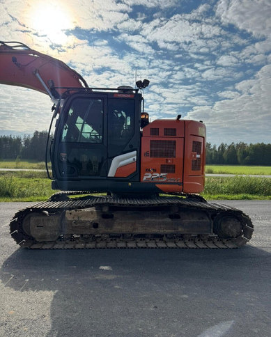 HitachiZX225USLC-7 + Engcon - Bager guseničar: slika 5 HitachiZX225USLC-7 + Engcon - Bager guseničar: slika 5