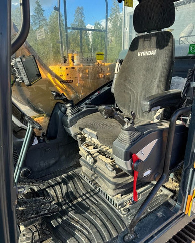 Bager guseničar HyundaiHX160L + Engcon: slika 11 Bager guseničar HyundaiHX160L + Engcon: slika 11