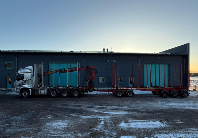 Mercedes-BenzArocs 8x4 - Šticar, Kamion sa dizalicom: slika 3 Mercedes-BenzArocs 8x4 - Šticar, Kamion sa dizalicom: slika 3