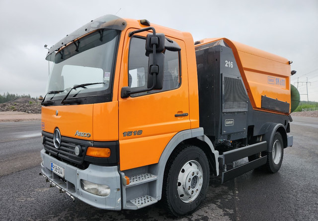 SchmidtSK650 Atego 85kmh/h - Autočistilica: slika 1 SchmidtSK650 Atego 85kmh/h - Autočistilica: slika 1