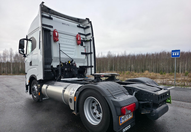 IvecoS-Way 460 4x2 LNG / LBG - Tegljač: slika 3 IvecoS-Way 460 4x2 LNG / LBG - Tegljač: slika 3