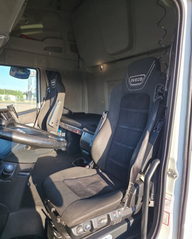 Tegljač IvecoStralis 460 6x2 LNG/LBG: slika 14