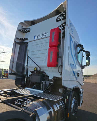 Tegljač IvecoStralis 460 6x2 LNG/LBG: slika 8