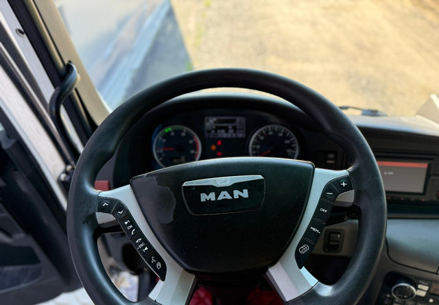 Tegljač MANTGX 28.540 6x2: slika 16 Tegljač MANTGX 28.540 6x2: slika 16