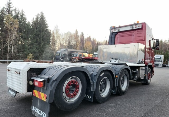 Volvo FH16 600 8x4 - Tegljač: slika 4 Volvo FH16 600 8x4 - Tegljač: slika 4