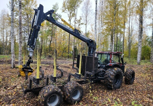 ValtraN123 + Kronos 140 4WDM + Cranab FC8 - Šumarski traktor, Šumska prikolica: slika 4 ValtraN123 + Kronos 140 4WDM + Cranab FC8 - Šumarski traktor, Šumska prikolica: slika 4