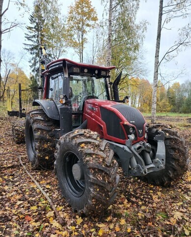 Šumarski traktor, Šumska prikolica ValtraN123 + Kronos 140 4WDM + Cranab FC8: slika 6 Šumarski traktor, Šumska prikolica ValtraN123 + Kronos 140 4WDM + Cranab FC8: slika 6