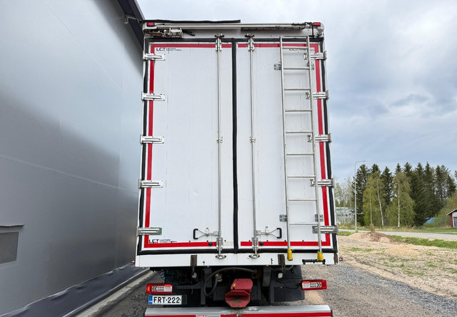 VolvoFH 540 8x4 66m3 - Kamion sa zatvorenim sandukom: slika 5 VolvoFH 540 8x4 66m3 - Kamion sa zatvorenim sandukom: slika 5