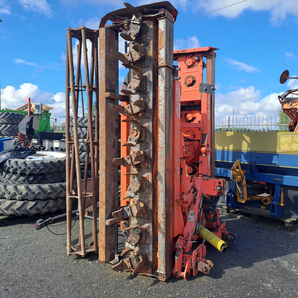 ERPICE ROTANTE PIEGHEVOLE MASCHIO AQUILA 5000 - Traktorska freza: slika 2 ERPICE ROTANTE PIEGHEVOLE MASCHIO AQUILA 5000 - Traktorska freza: slika 2