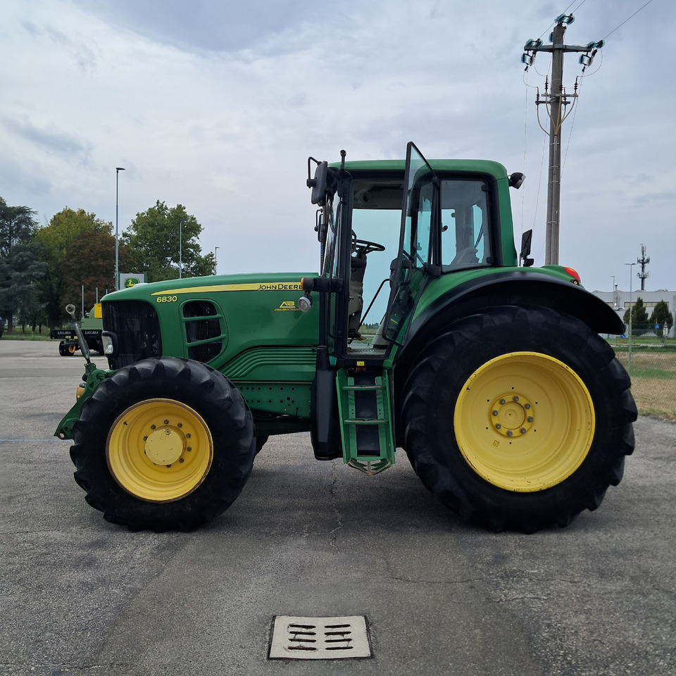 JOHN DEERE 6830 Premium - Traktor: slika 3 JOHN DEERE 6830 Premium - Traktor: slika 3