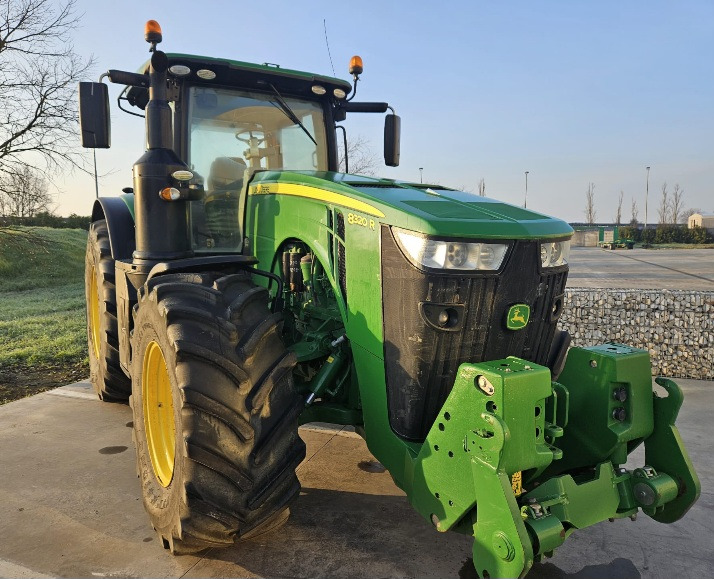 JOHN DEERE 8410 - Traktor: slika 1 JOHN DEERE 8410 - Traktor: slika 1