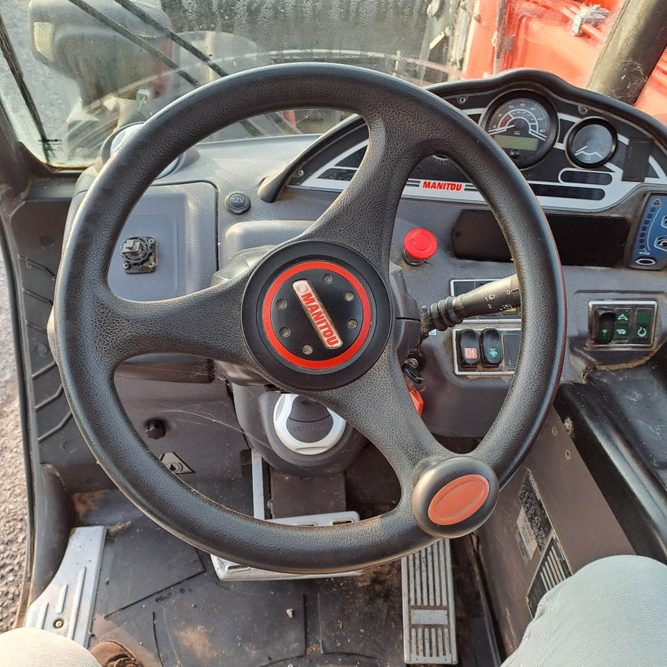 Teleskopski upravljač MANITOU MLT935H: slika 9