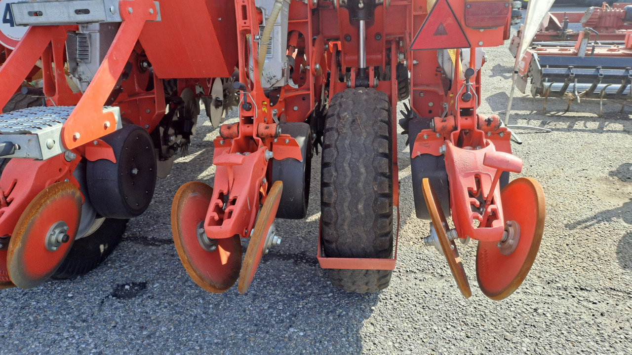 Mašina za preciznu setvu SEMINATRICE DI PRECISIONE GASPARDO RENATA 8 ROWS: slika 7 Mašina za preciznu setvu SEMINATRICE DI PRECISIONE GASPARDO RENATA 8 ROWS: slika 7