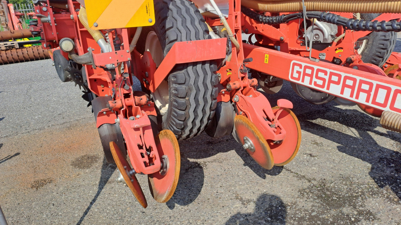 Mašina za preciznu setvu SEMINATRICE DI PRECISIONE GASPARDO RENATA 8 ROWS: slika 8 Mašina za preciznu setvu SEMINATRICE DI PRECISIONE GASPARDO RENATA 8 ROWS: slika 8