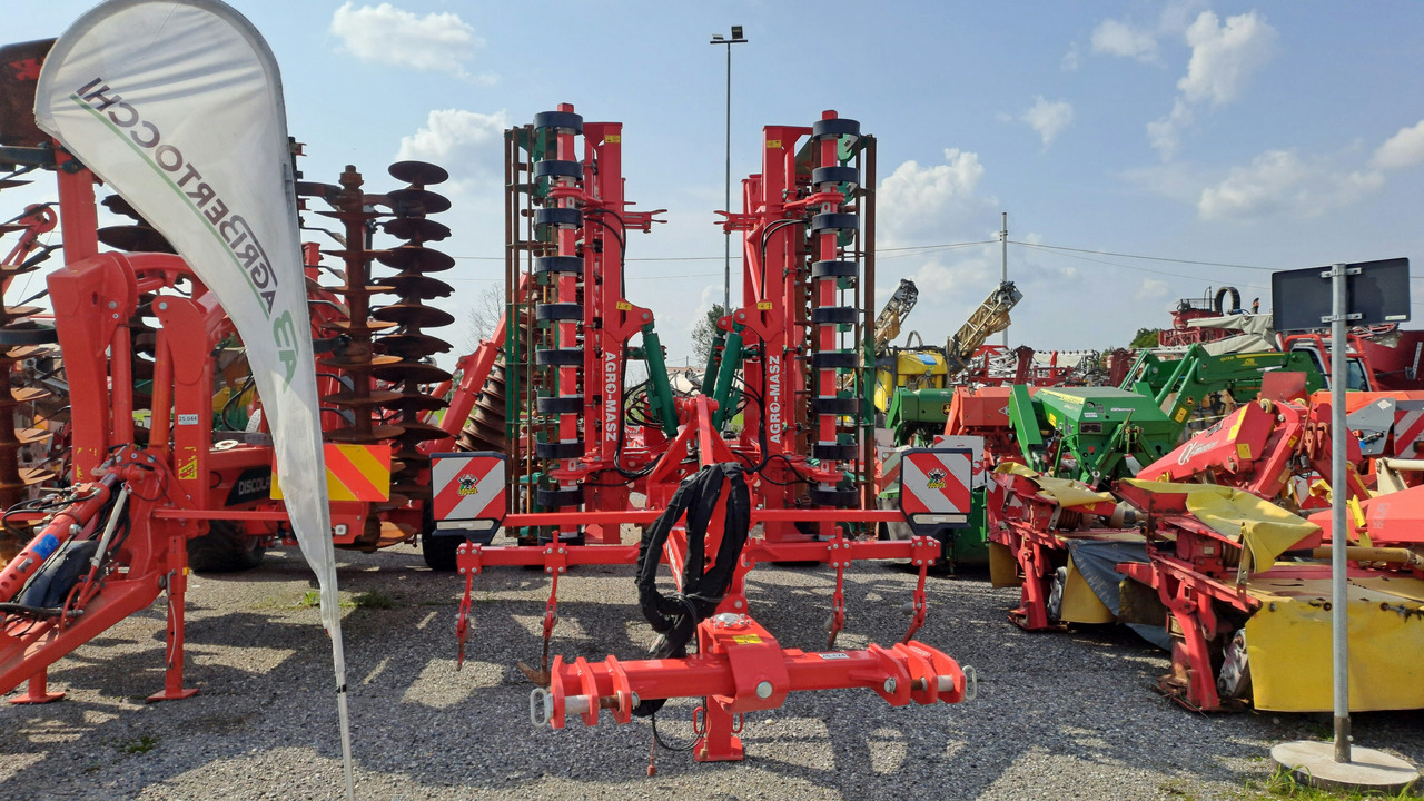 VIBROCOLTIVATORE AGRO-MASZ AUC50 - Drljača: slika 3 VIBROCOLTIVATORE AGRO-MASZ AUC50 - Drljača: slika 3