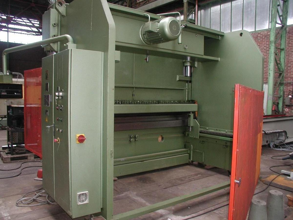 CNC-Abkantpresse EHT - Apkant presa: slika 4 CNC-Abkantpresse EHT - Apkant presa: slika 4