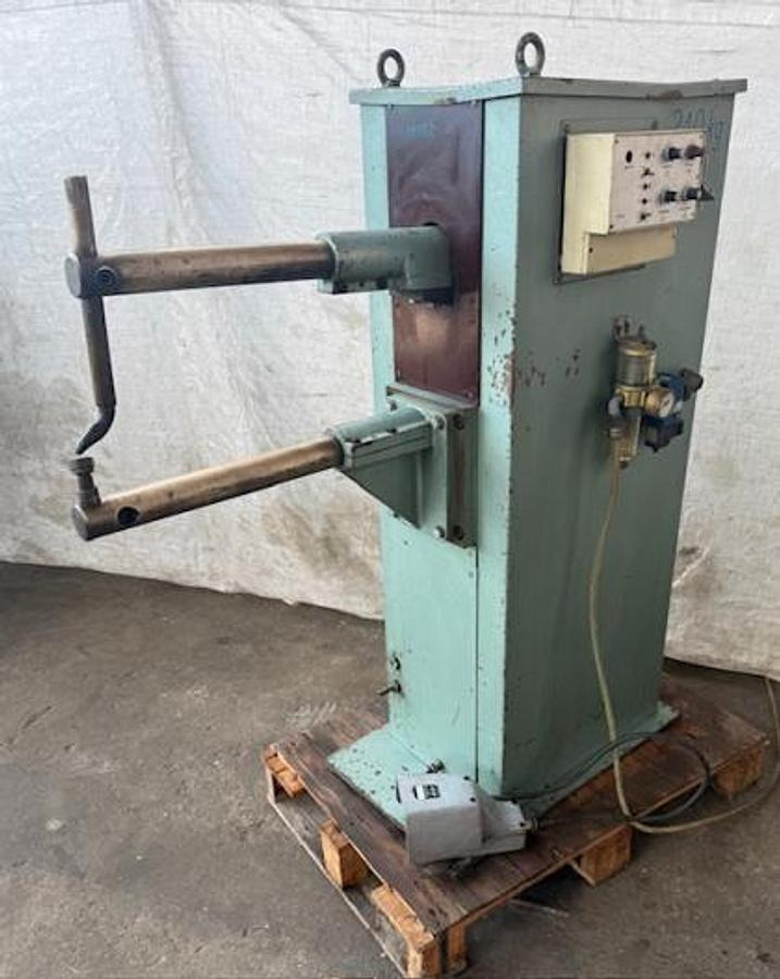 Punktschweißmaschine JOISTEN & KETTENBAUM - Oprema za varenje: slika 1 Punktschweißmaschine JOISTEN & KETTENBAUM - Oprema za varenje: slika 1