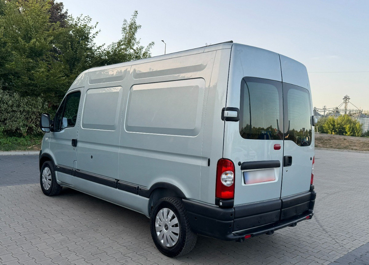 Opel Movano L2H2 2.5 DCI 194 tys przebieg BEZWYPADKOWY Serwisowany Z Niemiec - Furgon: slika 4 Opel Movano L2H2 2.5 DCI 194 tys przebieg BEZWYPADKOWY Serwisowany Z Niemiec - Furgon: slika 4