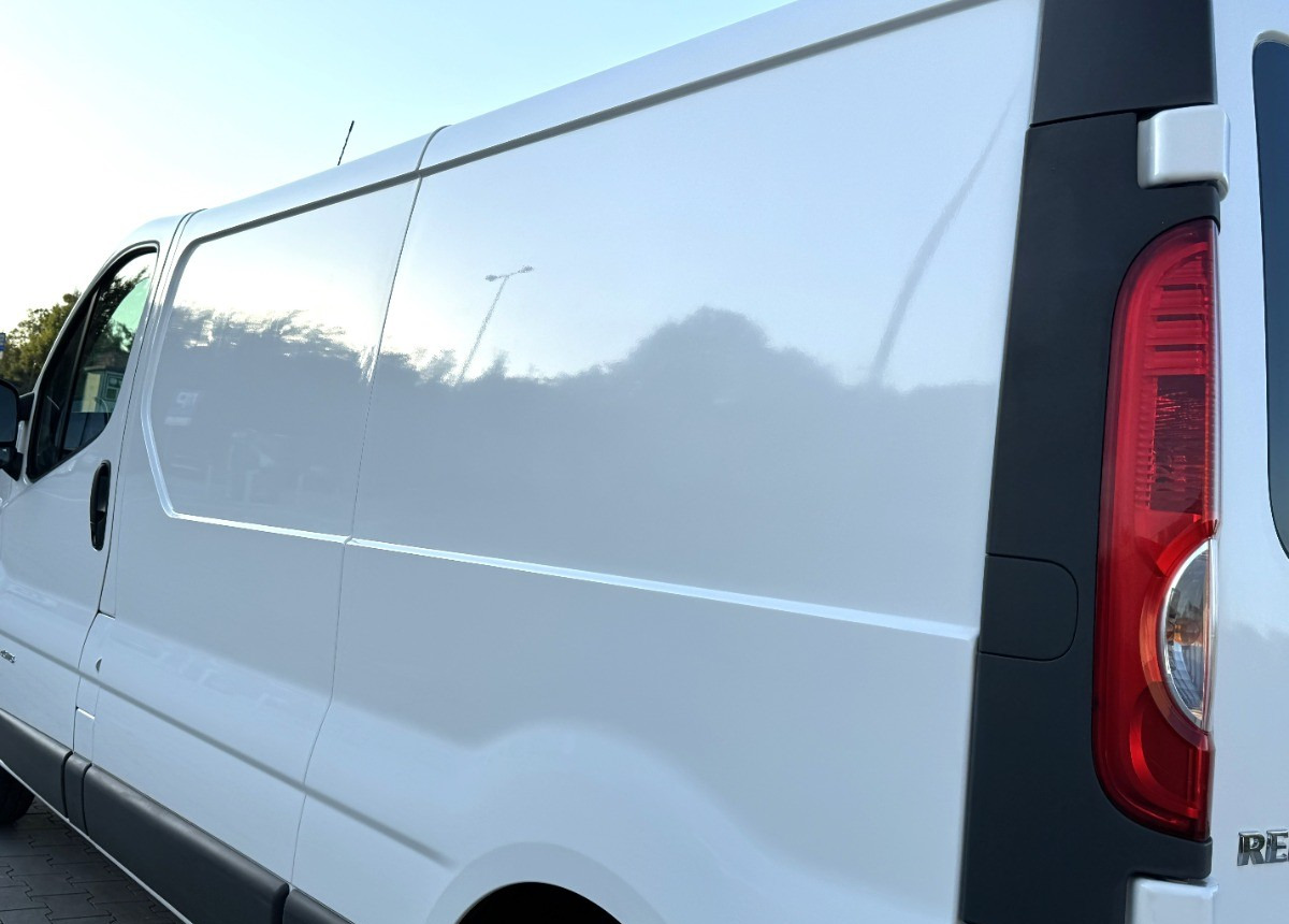 Furgon Renault Trafic 2.0 DCI 115KM LONG 2012 Rok Klimatyzacja Nawigacja BEZWYPADKOWY: slika 20