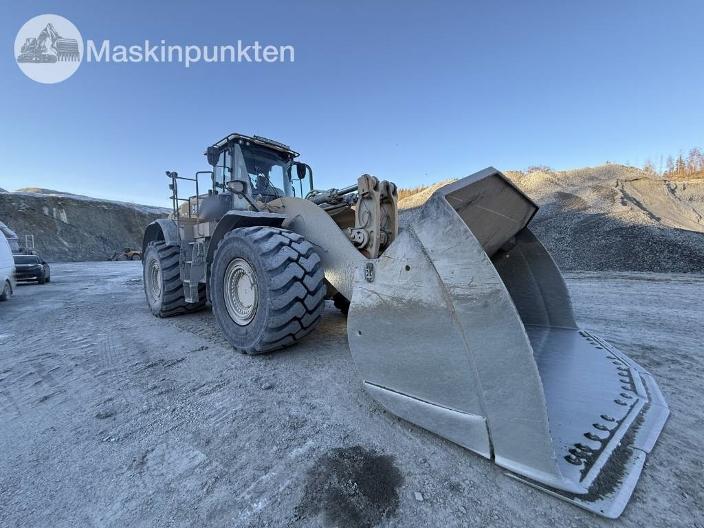 CAT 982 M - Utovarivač točkaš: slika 3 CAT 982 M - Utovarivač točkaš: slika 3