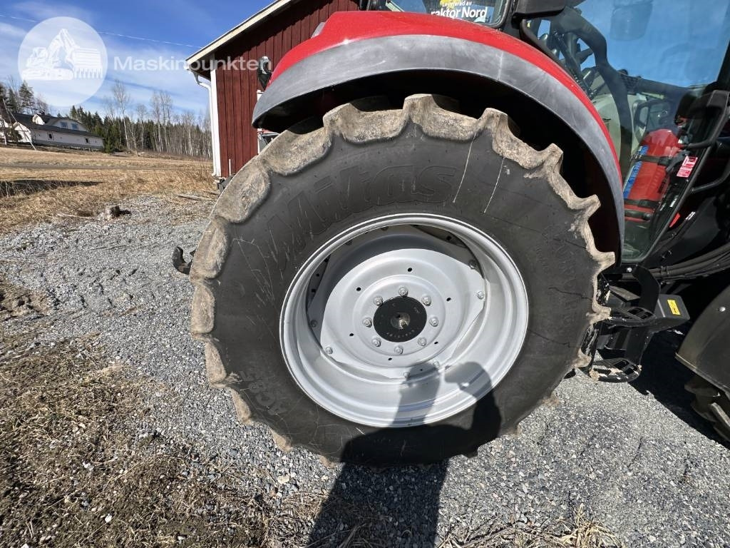 Traktor Case IH Farmall 110 C: slika 15