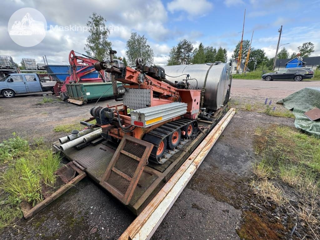 GeotecH Spolningsaggregat på flak - Veliki kamon za bušenje: slika 2 GeotecH Spolningsaggregat på flak - Veliki kamon za bušenje: slika 2