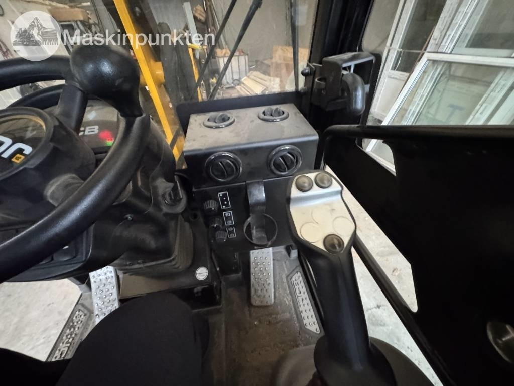 Utovarivač točkaš JCB 403: slika 43