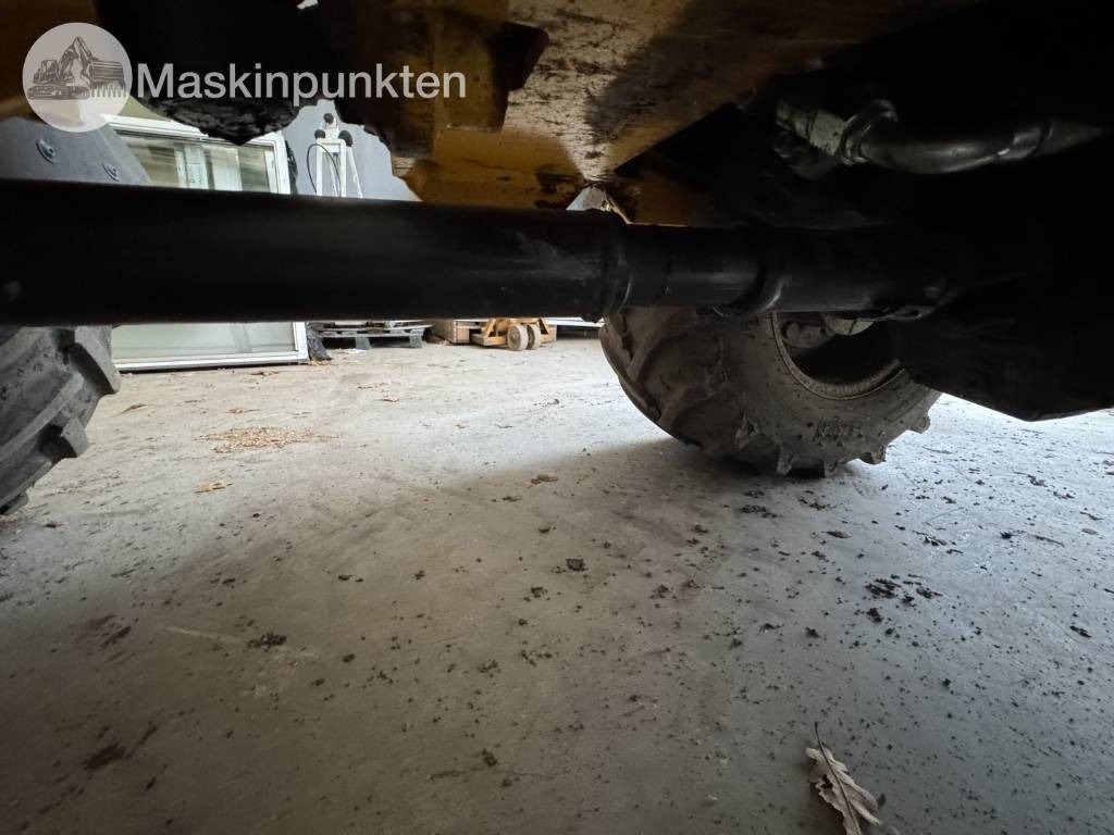 Utovarivač točkaš JCB 403: slika 9