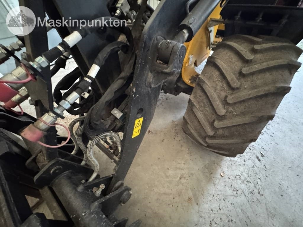 Utovarivač točkaš JCB 403: slika 26