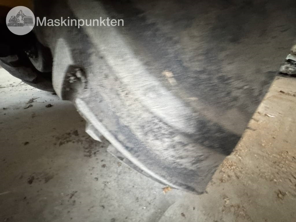 Utovarivač točkaš JCB 403: slika 21