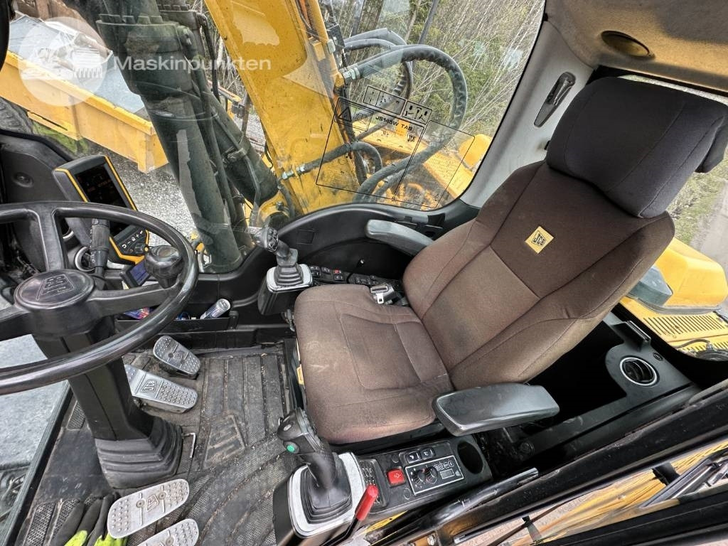 Bager točkaš JCB JS 145 W: slika 14