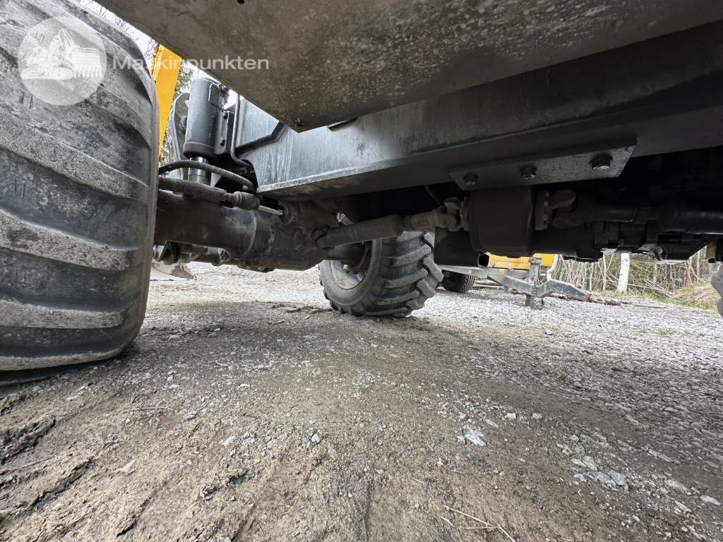 Bager točkaš JCB JS 145 W: slika 34