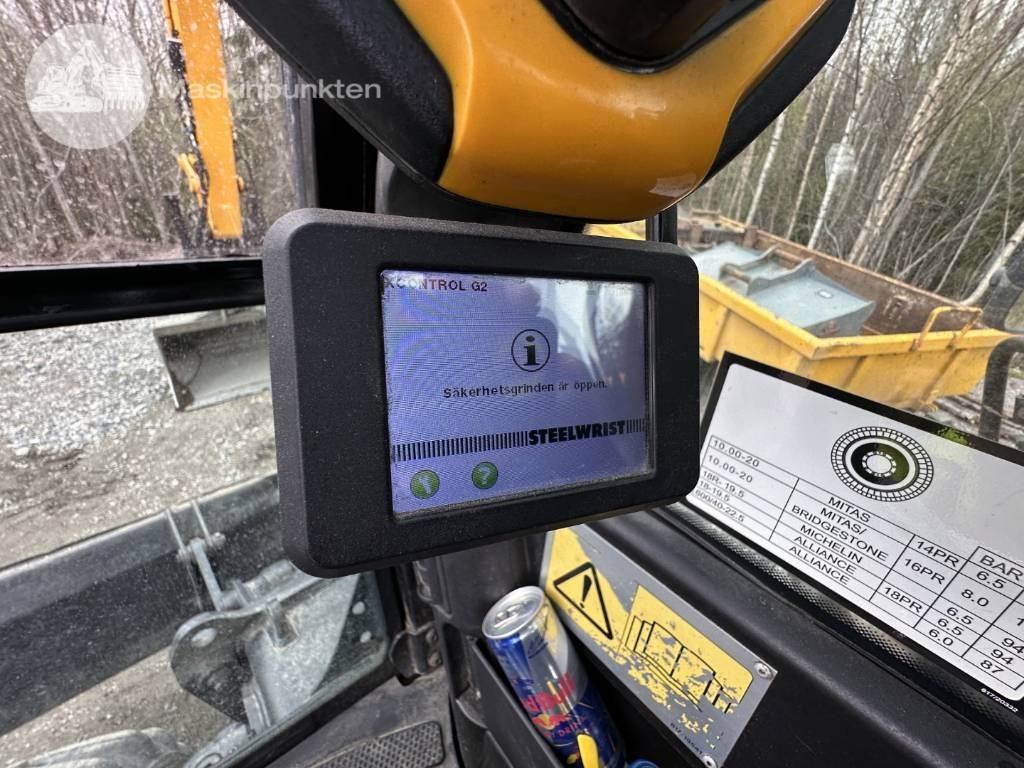 Bager točkaš JCB JS 145 W: slika 24