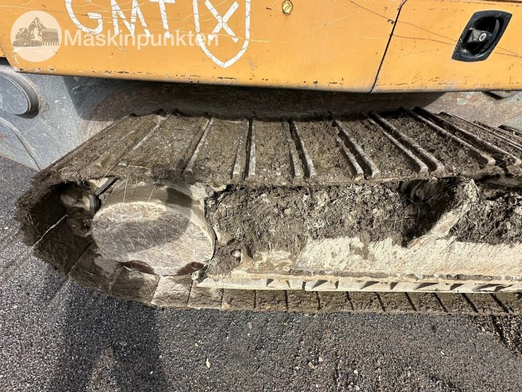 Utovarivač guseničar Liebherr 624: slika 44