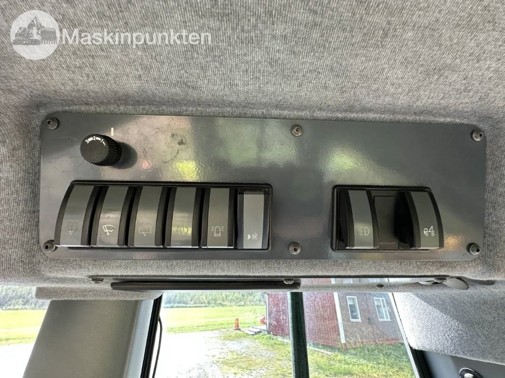 Utovarivač guseničar Liebherr 624: slika 22