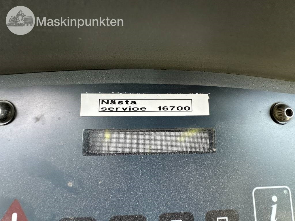 Utovarivač guseničar Liebherr 624: slika 14