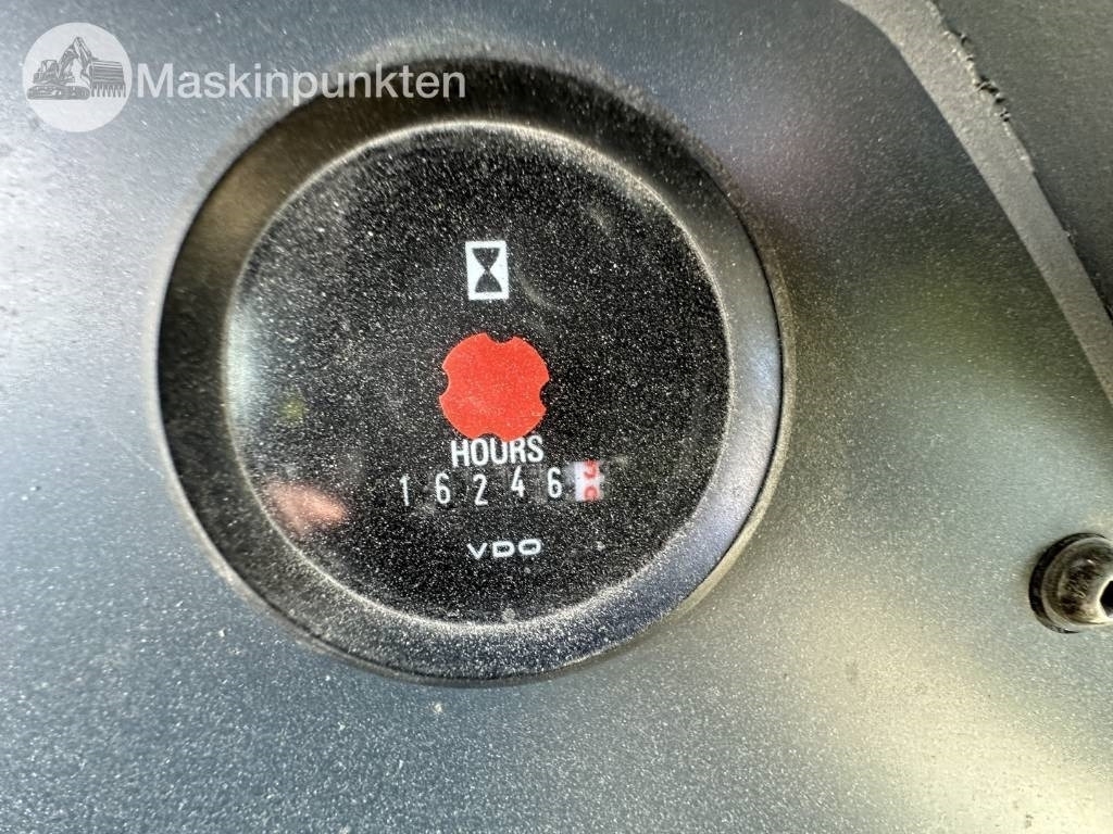 Utovarivač guseničar Liebherr 624: slika 15