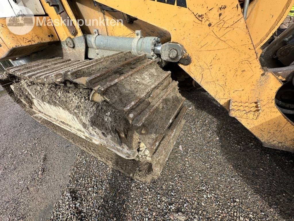 Utovarivač guseničar Liebherr 624: slika 50