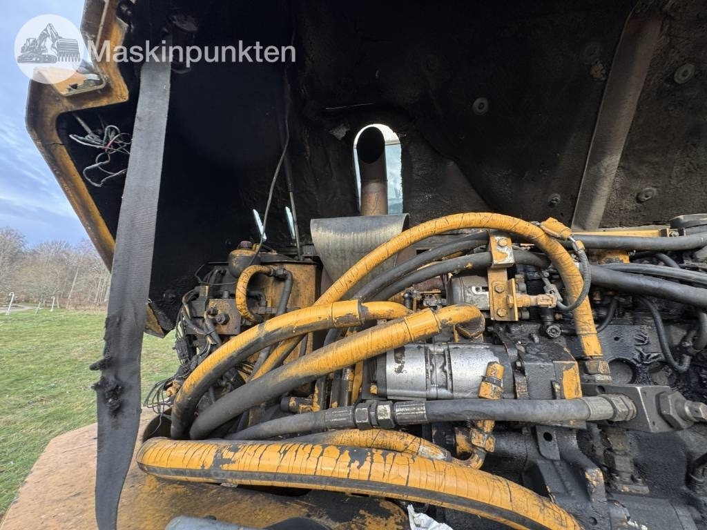 Bager točkaš Liebherr A 310 B: slika 37 Bager točkaš Liebherr A 310 B: slika 37