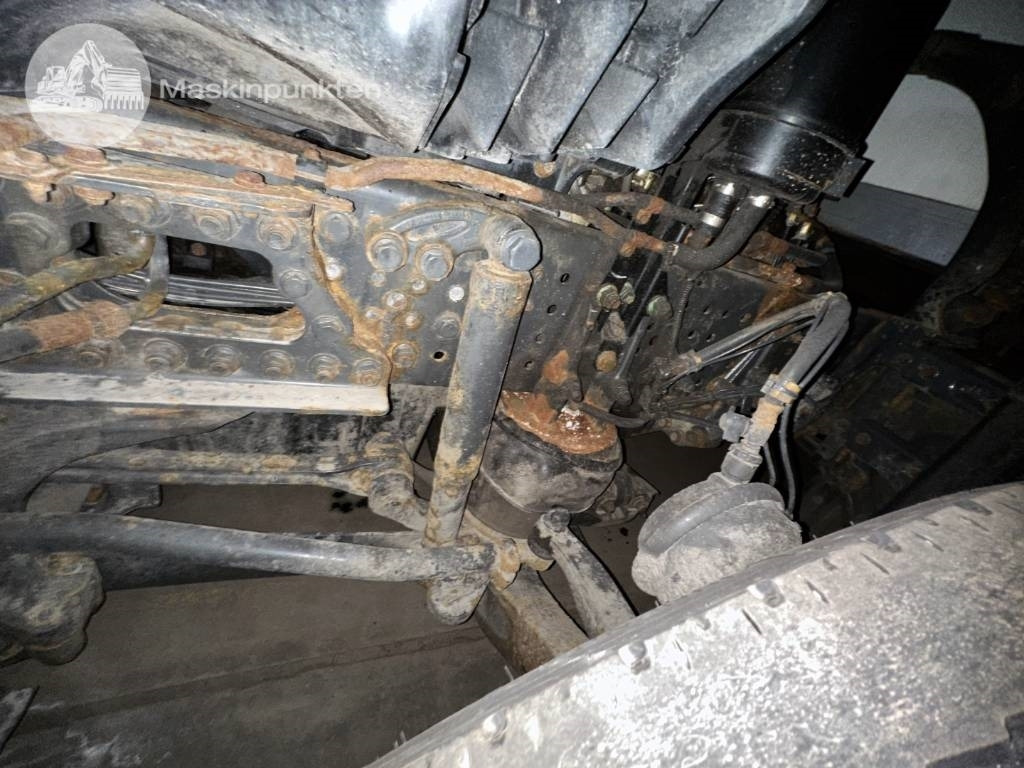 Kamion sa zatvorenim sandukom Mercedes-Benz Actros 2545: slika 33